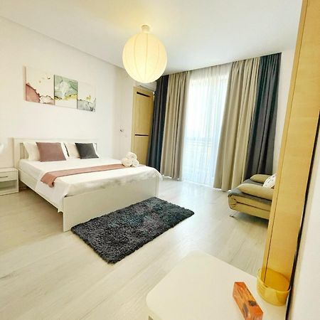 Lucky Star Studio Mamaia Nord Navodari Exterior photo